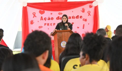 Detentos LGBTQIAPN+ recebem medicamentos para prevenir HIV, em Manaus