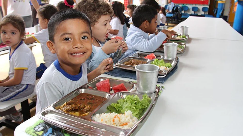 Senado  discute inclusão de segurança alimentar na Constituição 