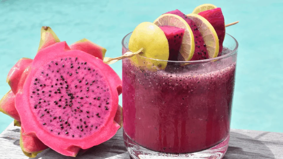 Carnaval: receita de smoothie de pitaia para se refrescar na folia