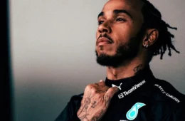 Lewis deixa equipe da Mercedes e fecha contrato com a Ferrari