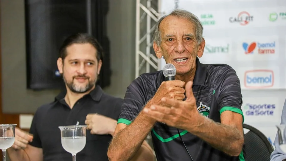 Manaus FC: Aderbal Lana não é mais treinador da equipe