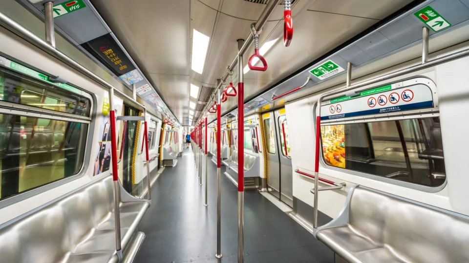 Perna humana é encontrada no metrô de Nova York