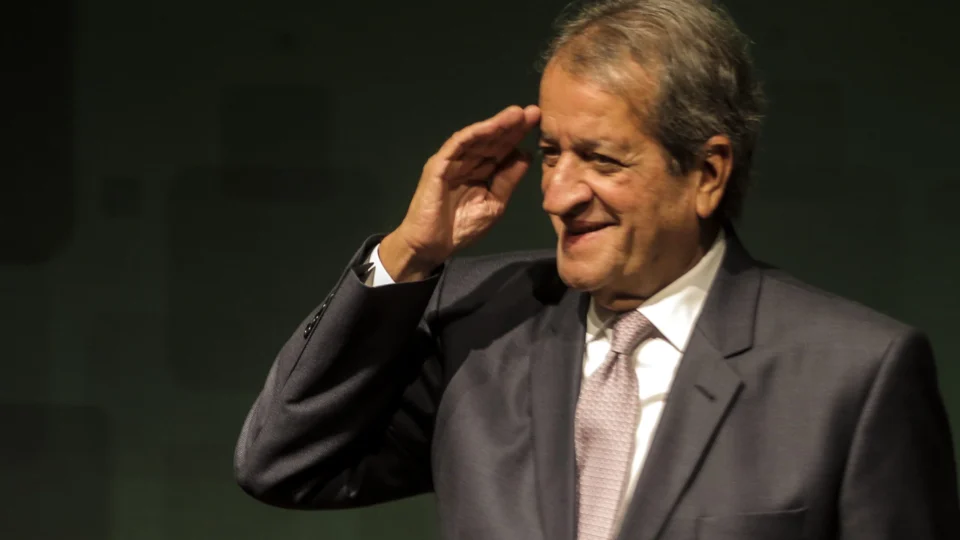 Valdemar é detido por porte ilegal de arma, em ação da PF