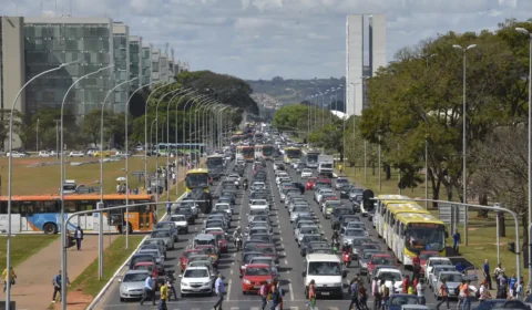 Senado discute isenção de IPVA para veículos com mais de 20 anos  