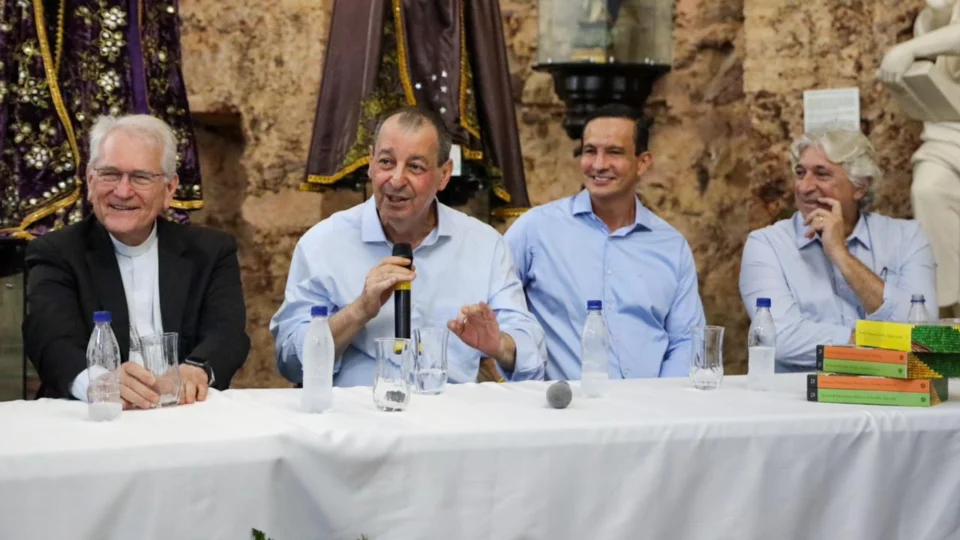 Bancada do AM garante R$ 8 milhões para reforma de igrejas históricas