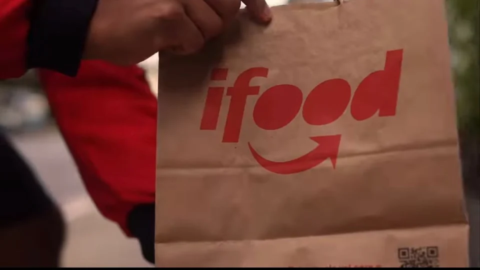 Ifood tem queda no sistema e usuários reclamam; veja