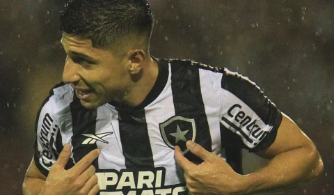 Botafogo vence o Volta Redonda e dorme no G-4
