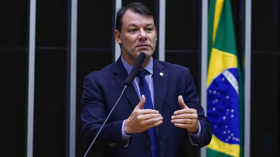 Roberto Duarte classifica como ‘criminosa’ fala de Lula sobre Israel