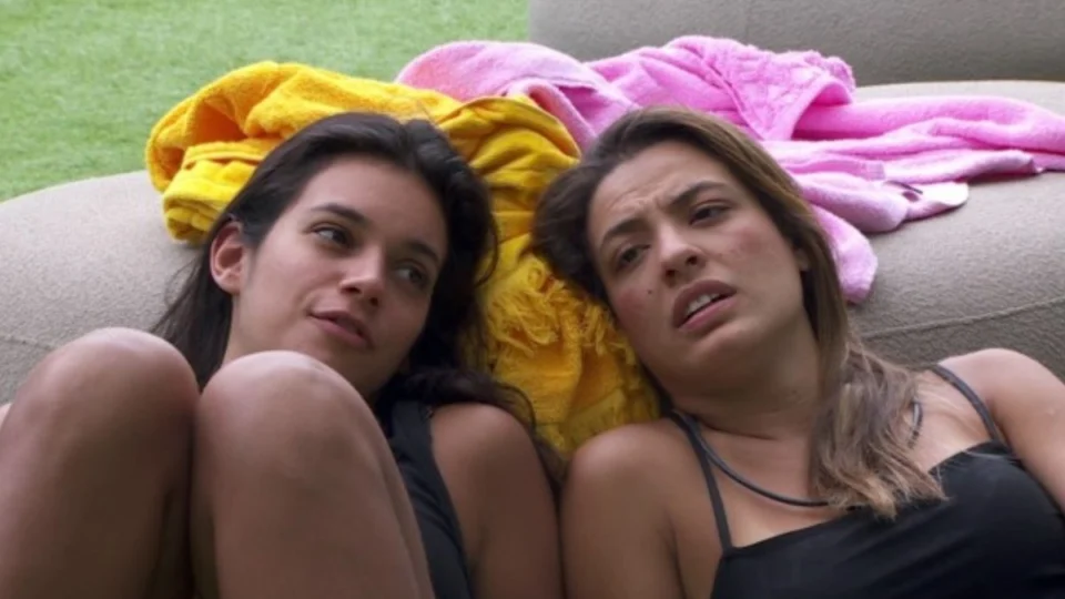 BBB 24: após eliminação, Beatriz e Alane conversam sobre Fernanda
