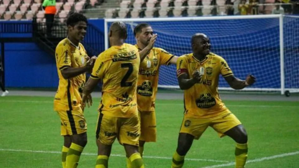 Barezão 2024: FAF afasta árbitro após polêmica em Amazonas x Nacional