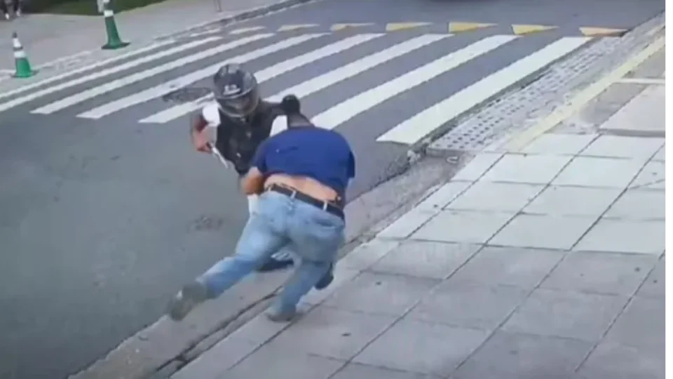 Policial do Denarc é morto em assalto na Pompéia em SP