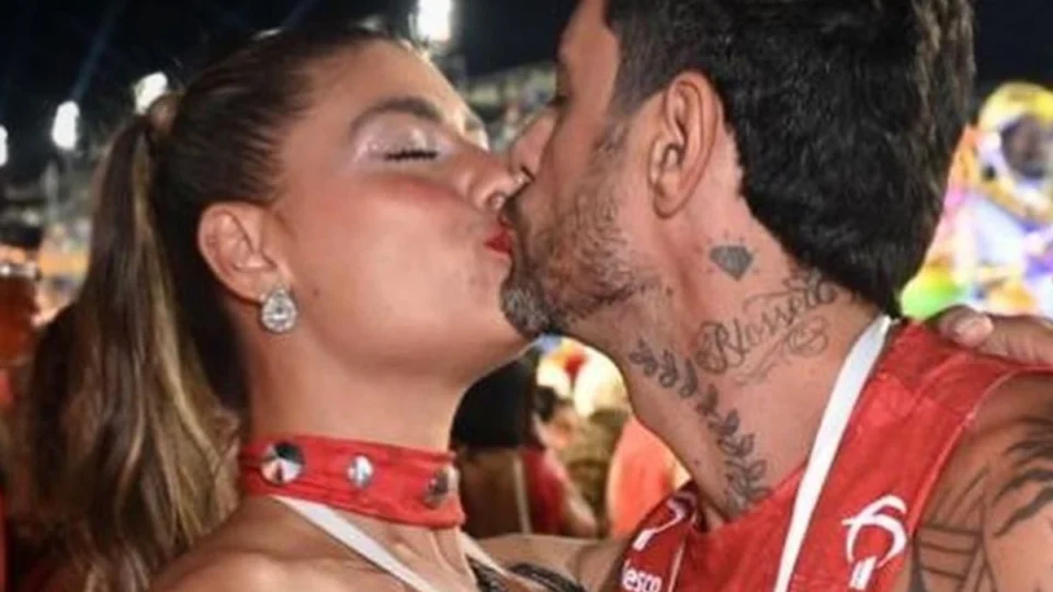 Aos prantos, Franciele Grossi conta que seu perfil no Instagram foi hackeado