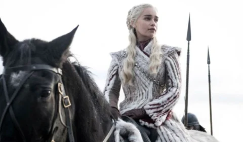 Criadores de Game of Thrones revelam final alternativo barrado pela HBO