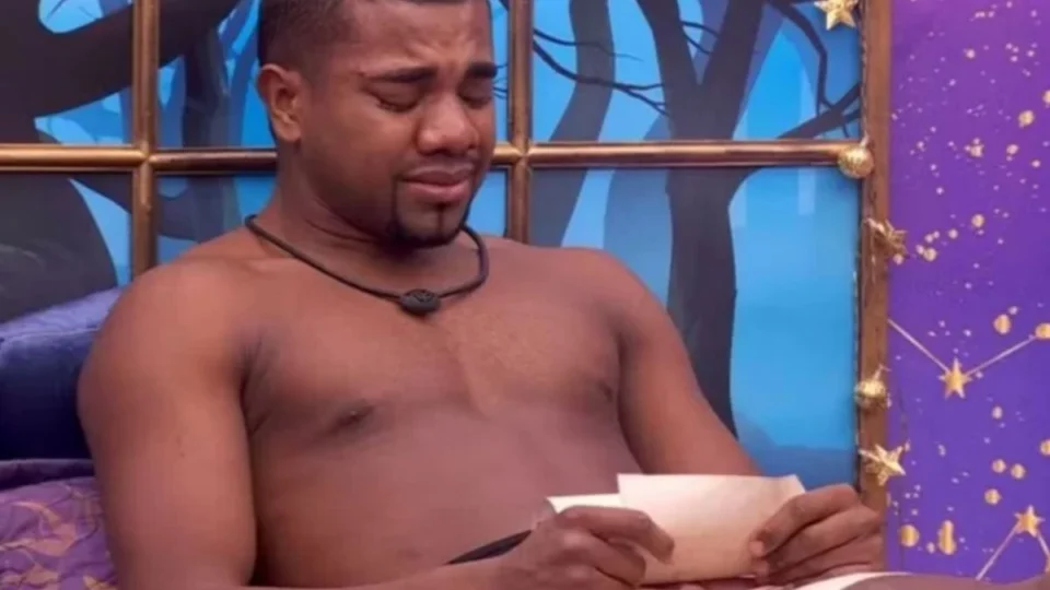 BBB 24: Davi chora após ser escolhido como mais desprezado em dinâmica; veja vídeo