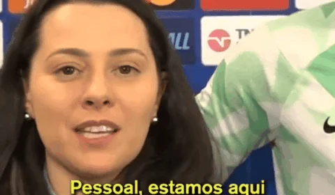 Jornalista confunde português com espanhol durante entrevista; confira