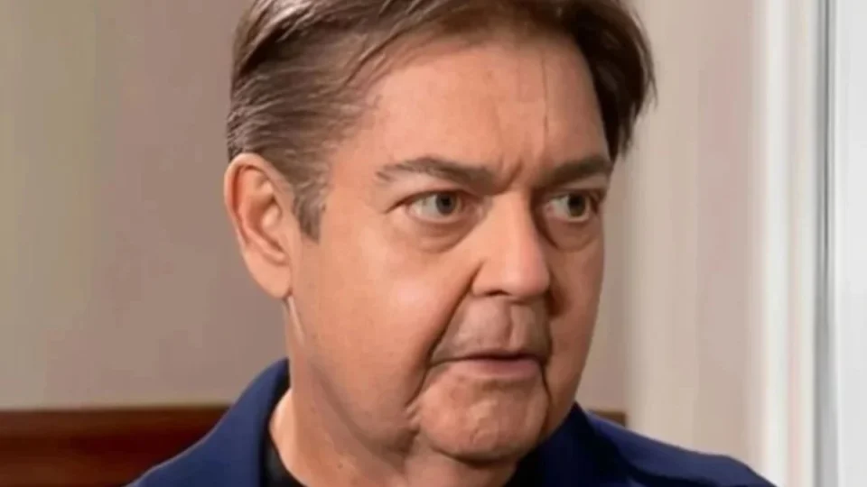 Faustão é internado seis meses após transplante de coração