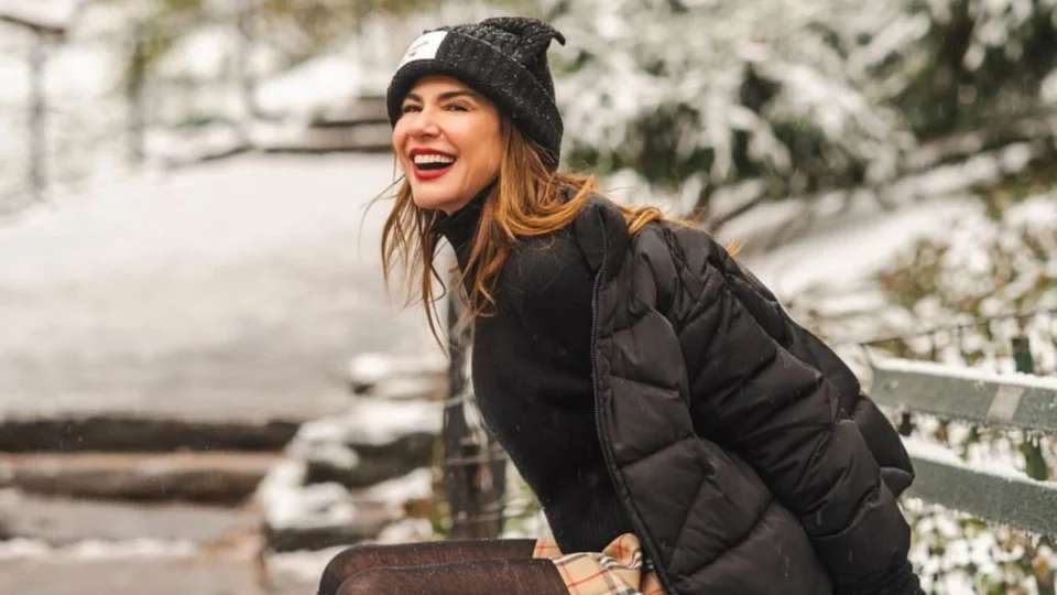 Fãs de Luciana Gimenez ficam em dúvida sobre procedimento no bumbum após fotos; veja