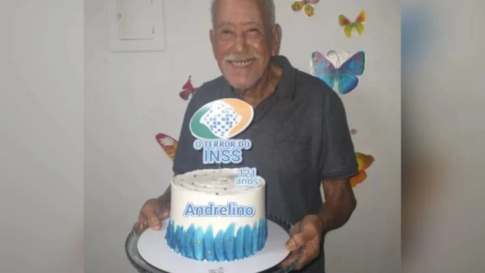 ‘Terror do INSS’ celebra aniversário de 123 anos ao lado da família