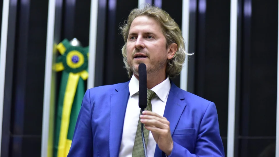 Deputado Zeca Dirceu tem casa invadida por assaltantes