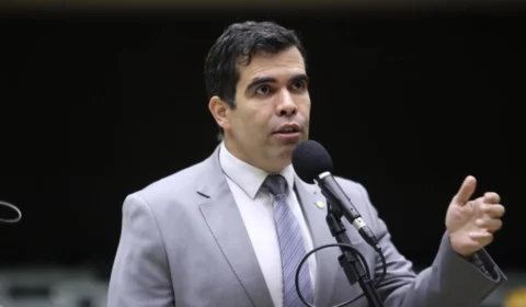 Ricardo Ayres propõe comissão sobre crimes na Ilha de Marajó