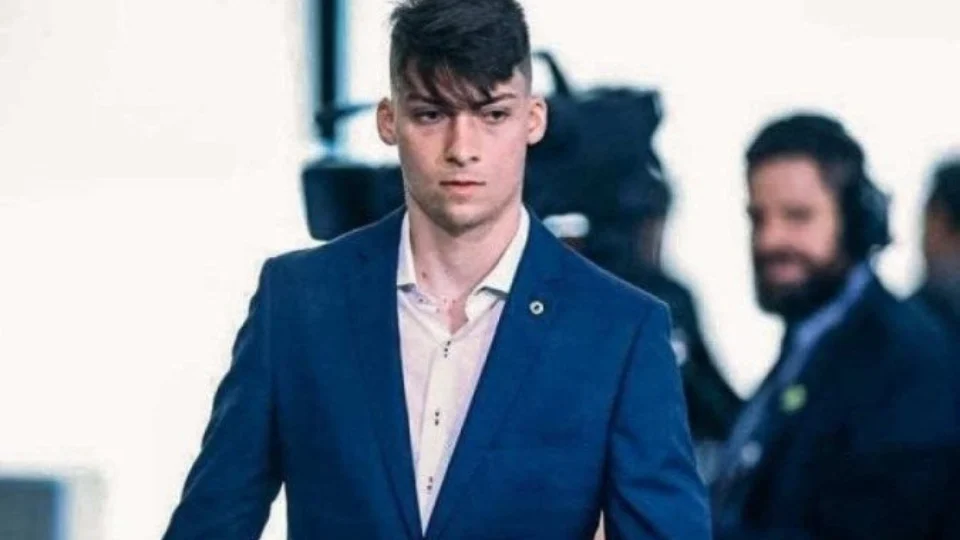 Filho 04 de Jair Bolsonaro é indiciado por três crimes