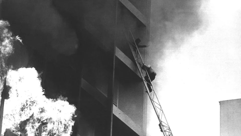 Edifício Joelma: relembre o incêndio e tragédia 50 anos depois em SP