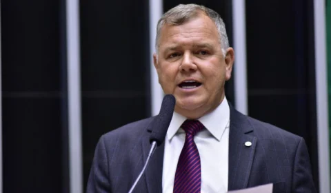 Educação profissional técnica pode ser  obrigatória nas escolas