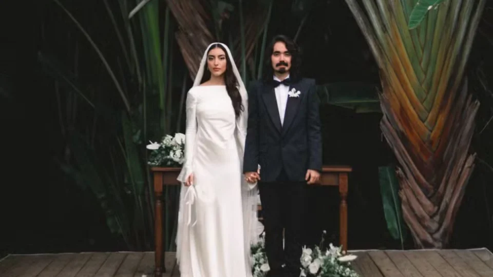 Maju Trindade e Mateus Asato se casam na Bahia; veja fotos