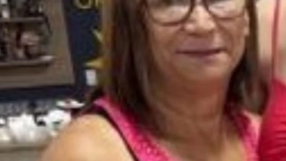 Tia do goleiro Weverton morre após passar mal durante ação da PM