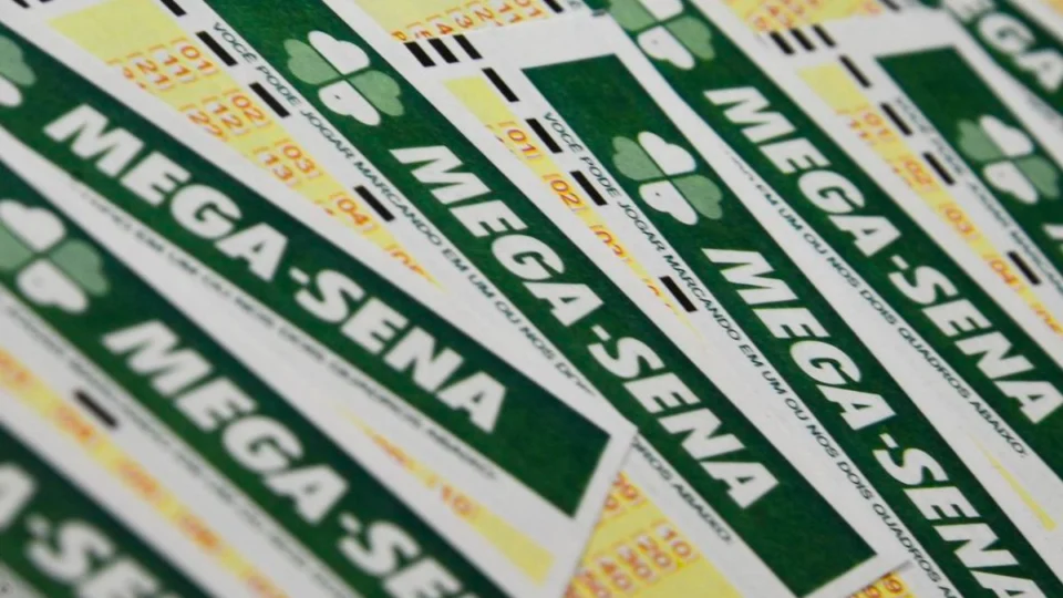 Mega-Sena: ninguém acerta as 6 dezenas e prêmio sobre para R$ 38 milhões