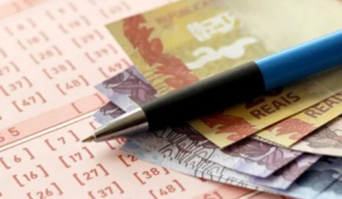 Mega acumula e prêmio vai a R$ 135 milhões; veja dezenas sorteadas