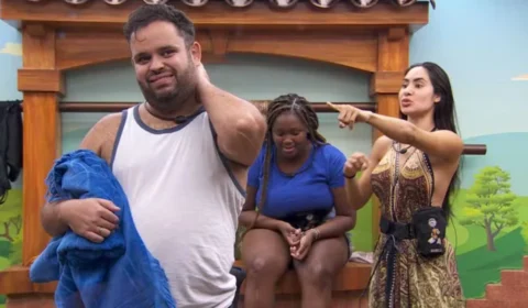 BBB 24: Michel reclama de corte de cabelo feito por Davi; veja imagem