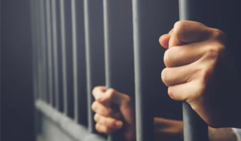 Mulher esconde drogas nas partes íntimas em Manaus e recebe punição