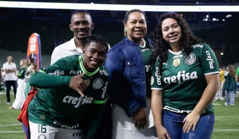 Pai de Endrick é vítima de racismo durante jogo entre Brasil e Venezuela; veja vídeo