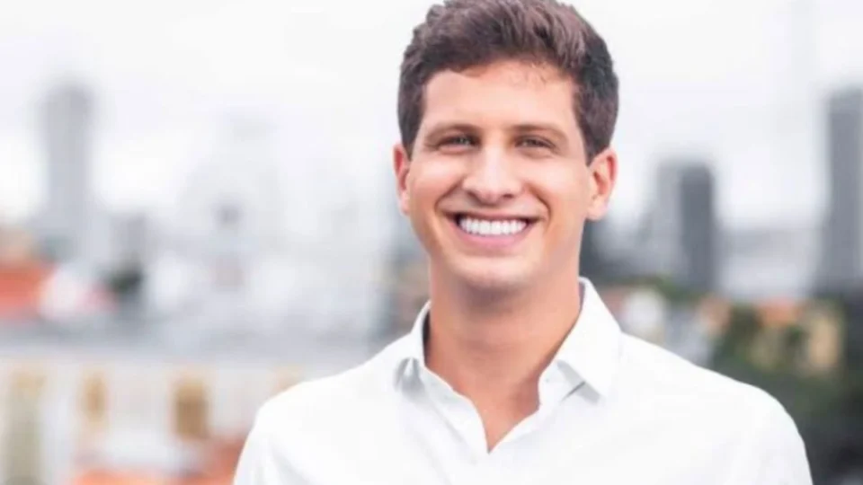 Carnaval em Recife: hit de bloco é o novo cabelo do prefeito João Campos; veja imagem