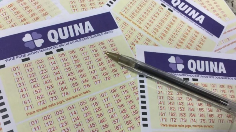 Ninguém acerta números da Quina e prêmio acumula em R$ 9 milhões