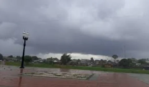 Inmet aponta chuvas intensas em todo o Acre; veja alerta