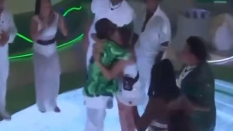 BBB 24: Xande de Pilares explica críticas envolvendo Beatriz durante show na casa