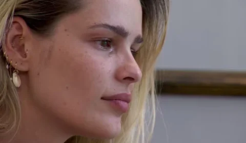 BBB 24: Yasmin Brunet chora sozinha após visita inesperada no programa