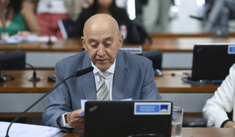 Comissão debate questões da aviação civil no Brasil; Acompanhe