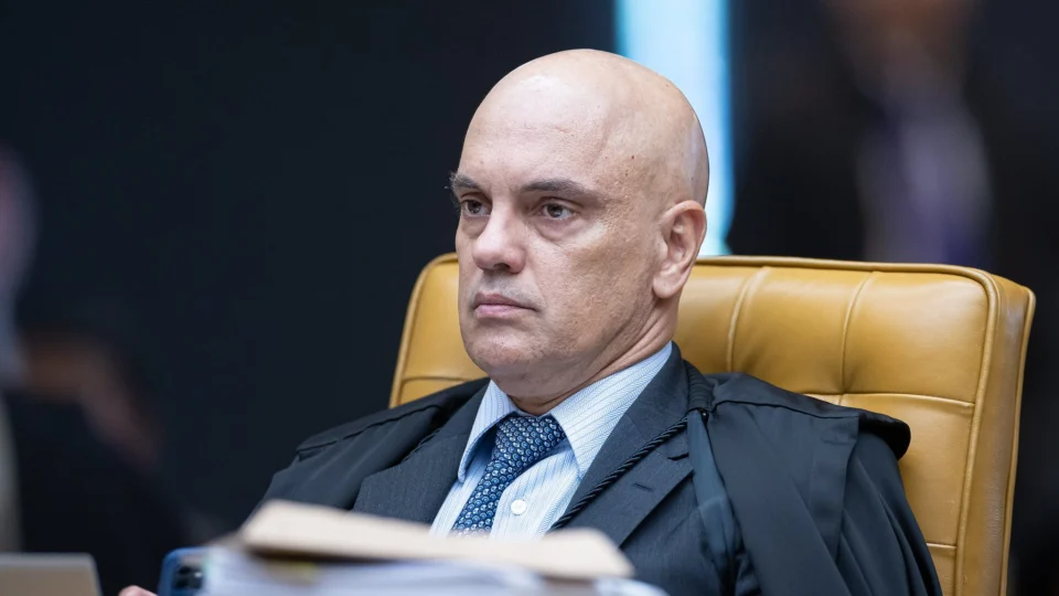 Moraes concede liberdade a coronéis da cúpula da PMDF