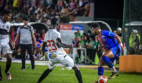 Barezão 2024: Parintins goleia Rio Negro, mas jogo é marcado por abandono de campo