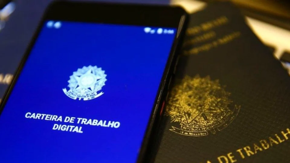 Manaus oferta 347 vagas de emprego nesta terça-feira (26)