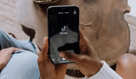 Projeto de lei que pode banir TikTok nos EUA é aprovado; entenda