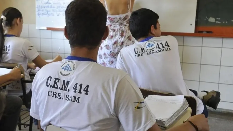 Pé-de-Meia: estudantes nascidos em março e abril recebem nesta quarta (27)