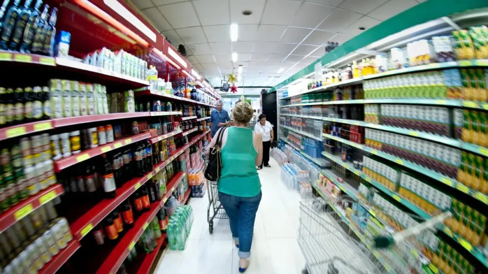 Lula se reúne com ministros para tentar reduzir preço dos alimentos
