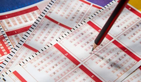 Mega-Sena: funcionária escolheu números do bolão vencedor, mas não participou da aposta