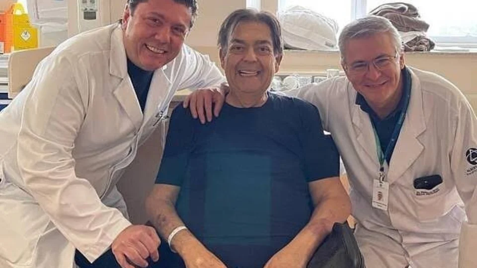 Faustão passa por embolização após transplante de rim em SP