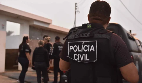 Homem é preso por matar companheiro da ex-mulher com 50 facadas no AM