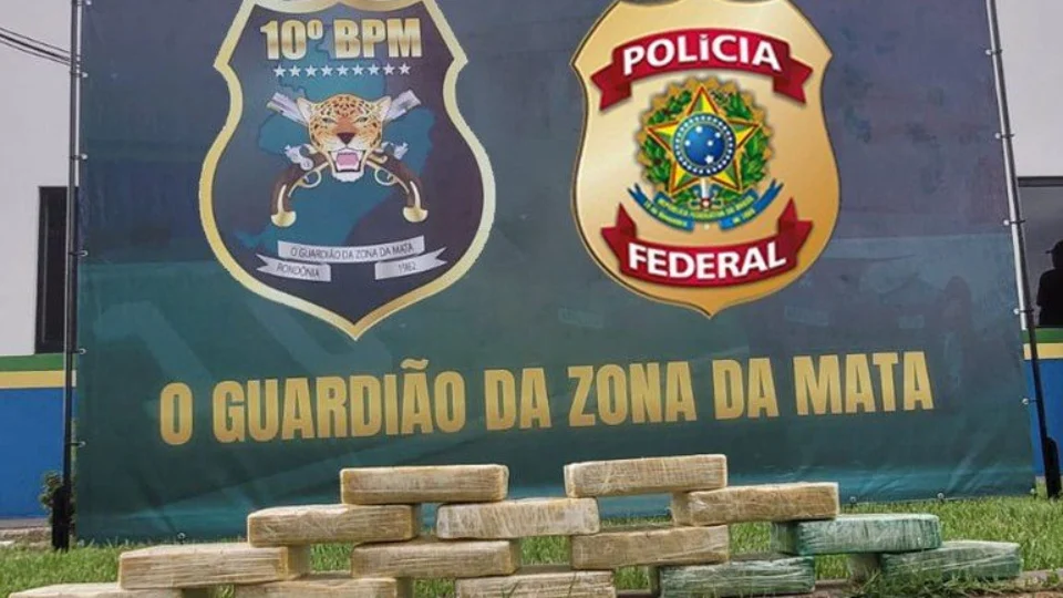 PF apreende 14 kg de cocaína dentro de veículo de passeio em RO